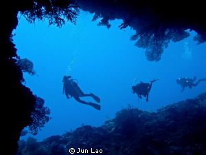 Siaes Tunnel- Palau   watch-> http://www.youtube.com/watc... by Jun Lao 